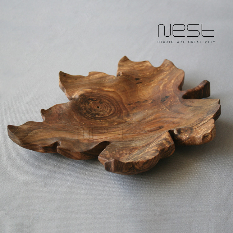 ظرف چوبی دستساز با طراحی برگ چنار