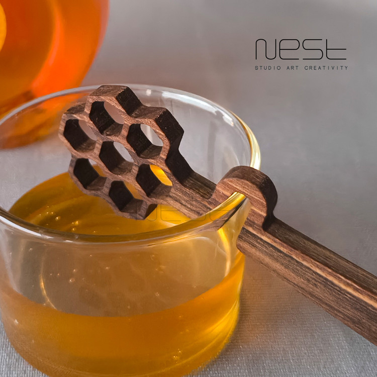 قاشق عسل چوبی