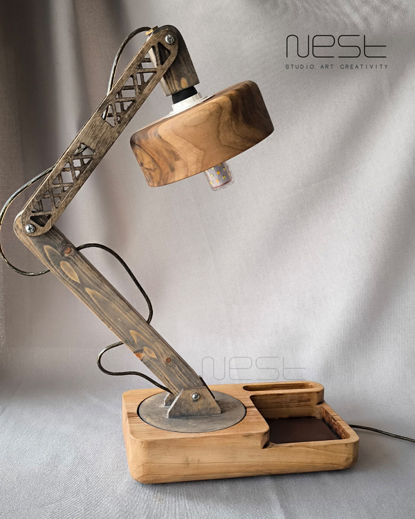 چراغ مطالعه خاص